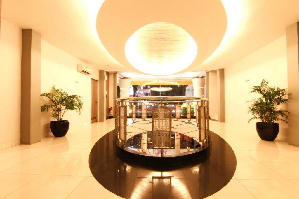 My Hotel Giacarta Esterno foto